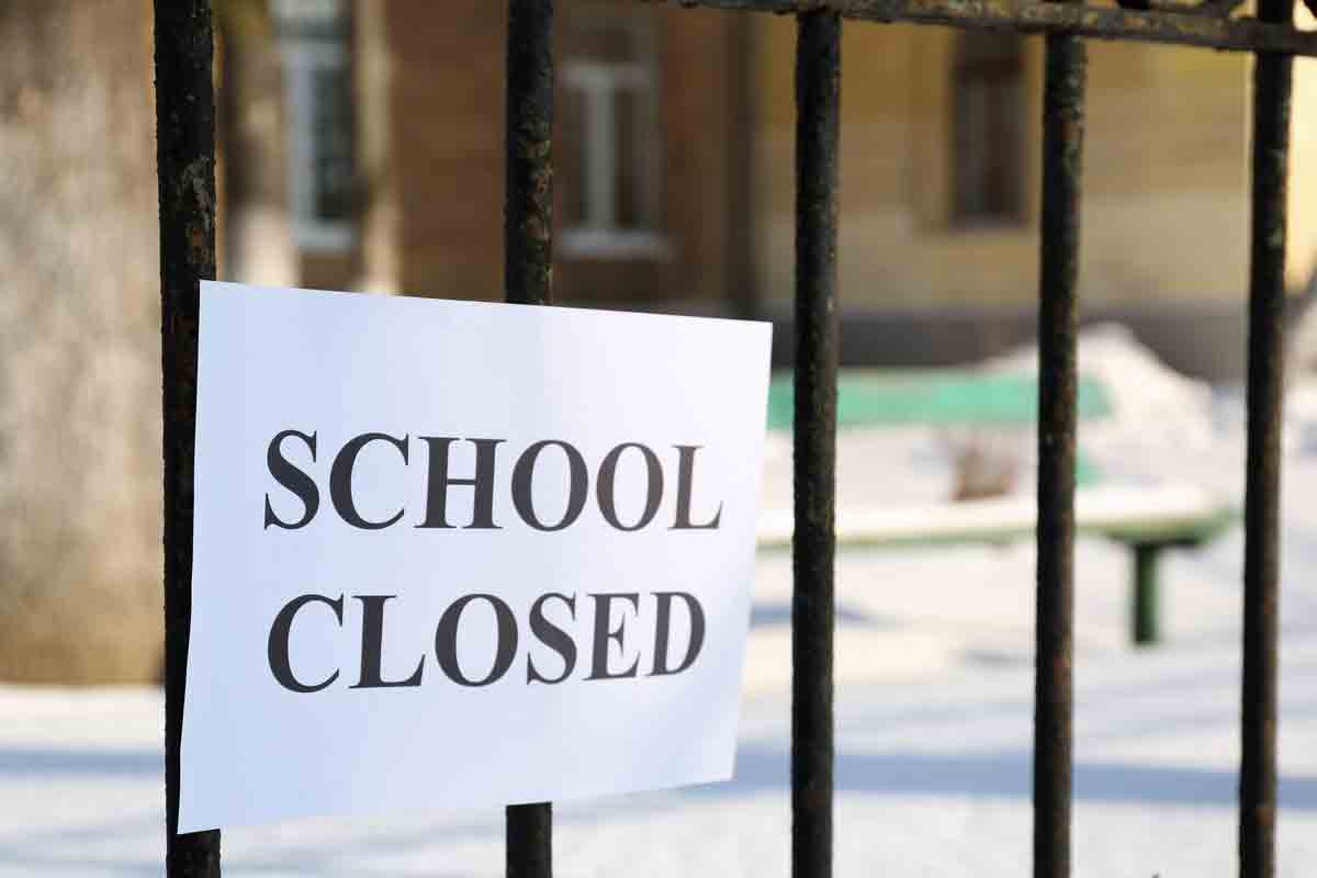 కరోనా దెబ్బ.. ముంబై, గోవాలో పాఠశాలలు మూసివేత