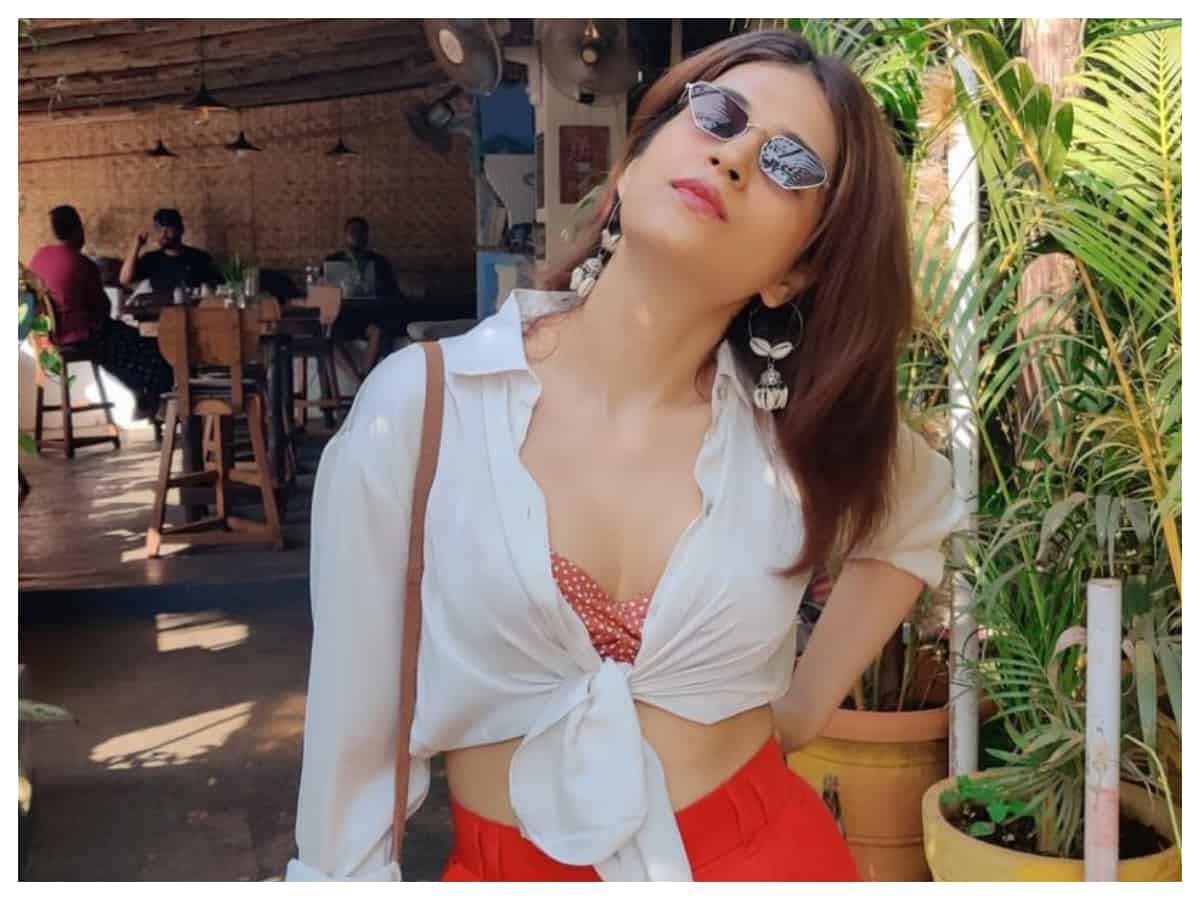 Shraddha Das | శ్రద్ధా దాస్ గ్లామర్ షో.. కుర్రకారు ఫిదా