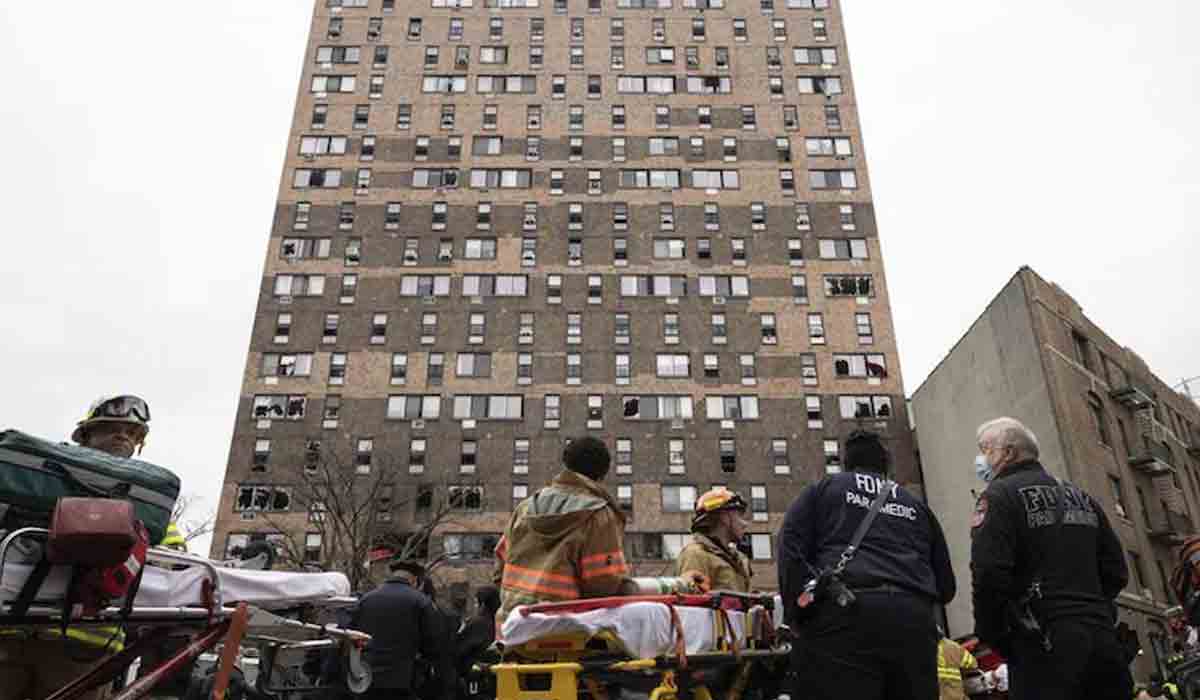 అపార్ట్‌మెంటులో అగ్నిప్రమాదం.. 19 మంది సజీవదహనం