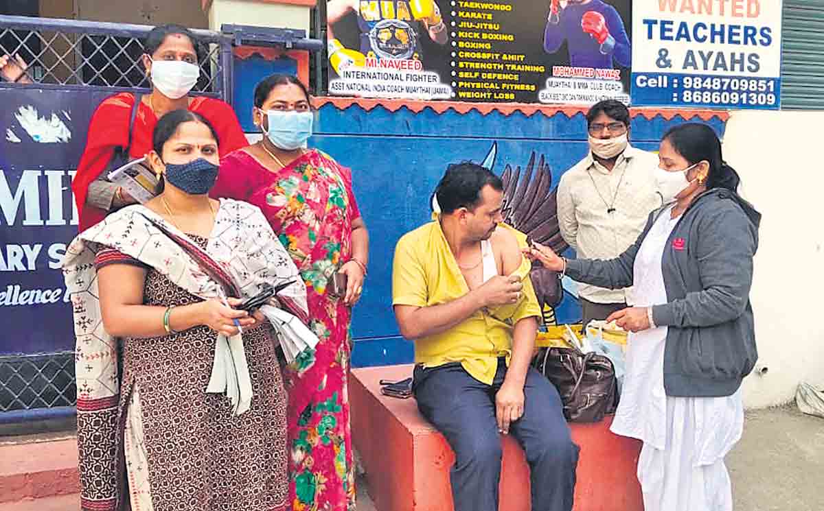 కొవిడ్‌ టీకాలు.. 5 కోట్లు!