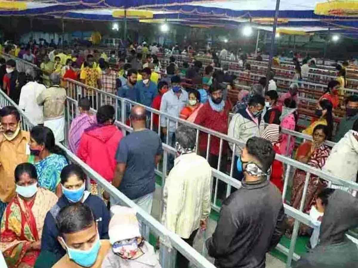 తిరుపతివాసులకే 50 వేల వైకుంఠ ద్వార దర్శనం టోకెన్లు