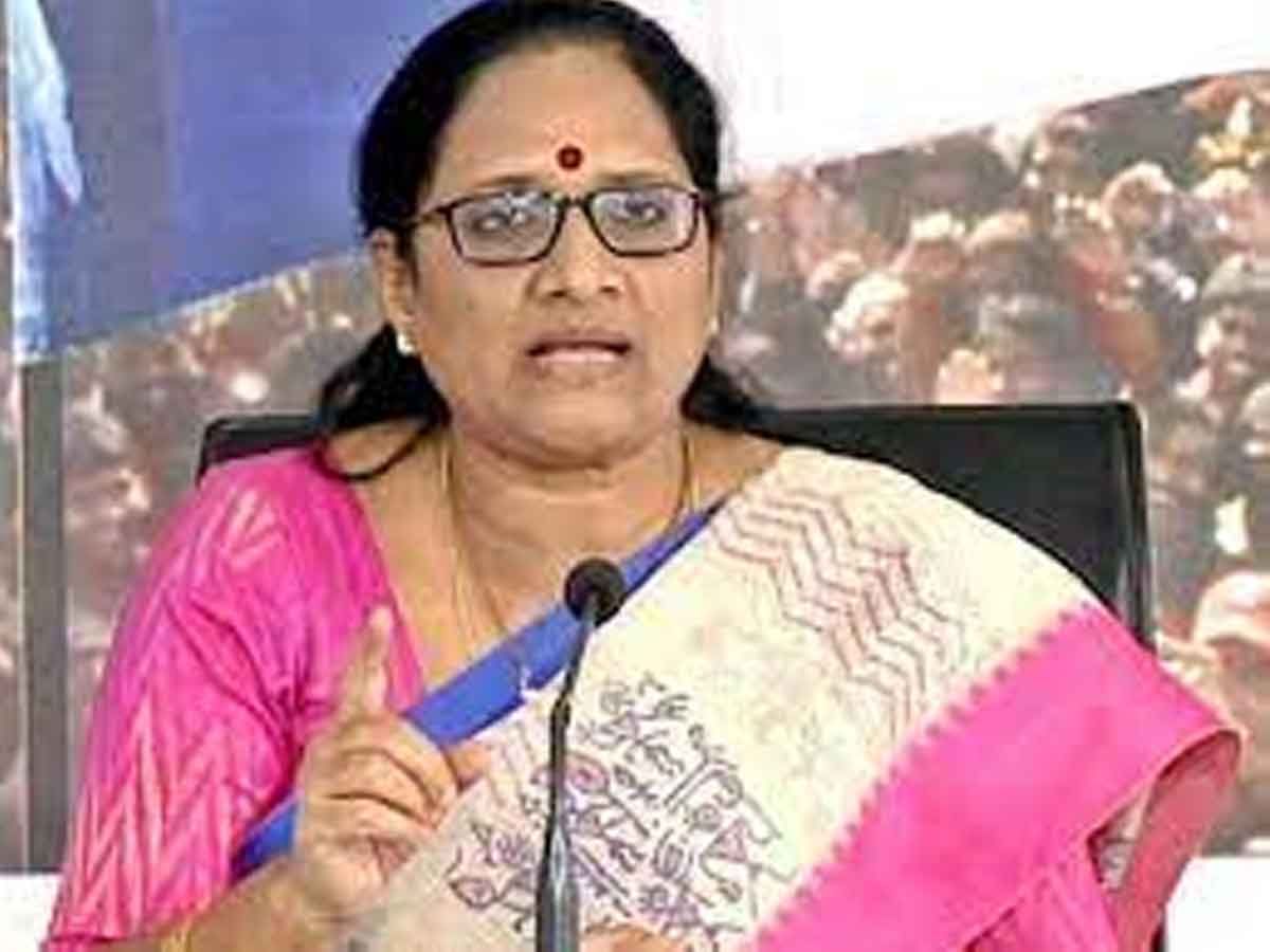 బాలిక ఆత్మ‌హ‌త్య కేసులో దోషుల‌కు శిక్ష త‌ప్ప‌దు : వాసిరెడ్డి పద్మ