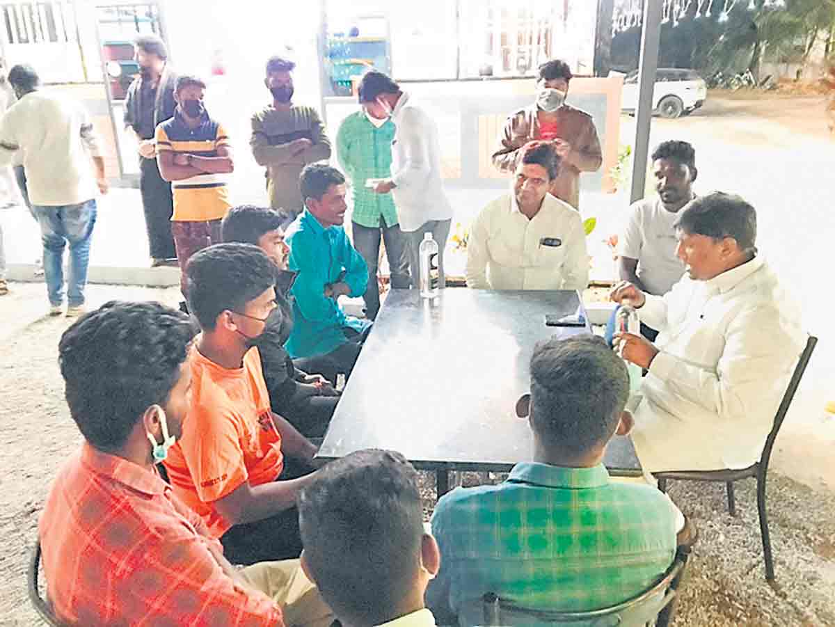 తమ్ముళ్లూ.. ఎలా ఉన్నారు?