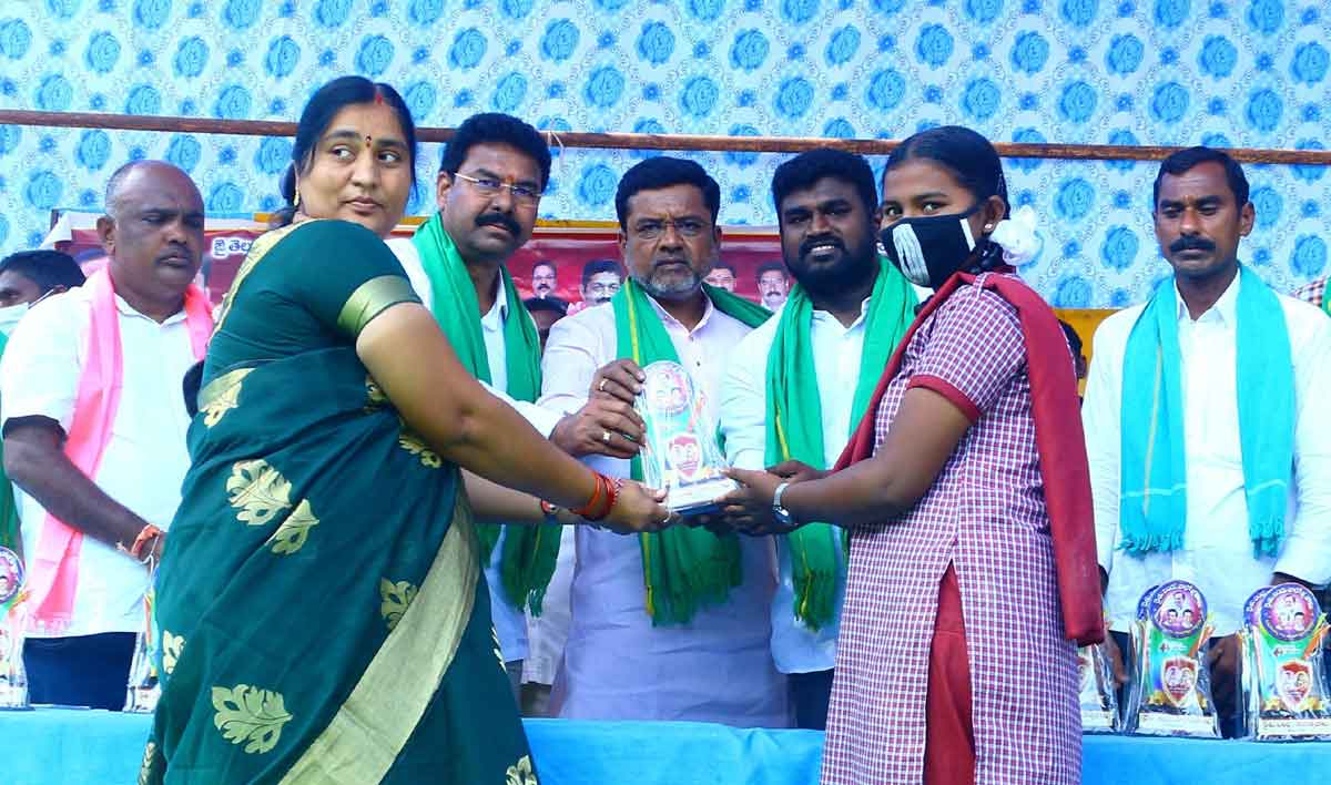 దేశం మెచ్చిన పథకం రైతుబంధు