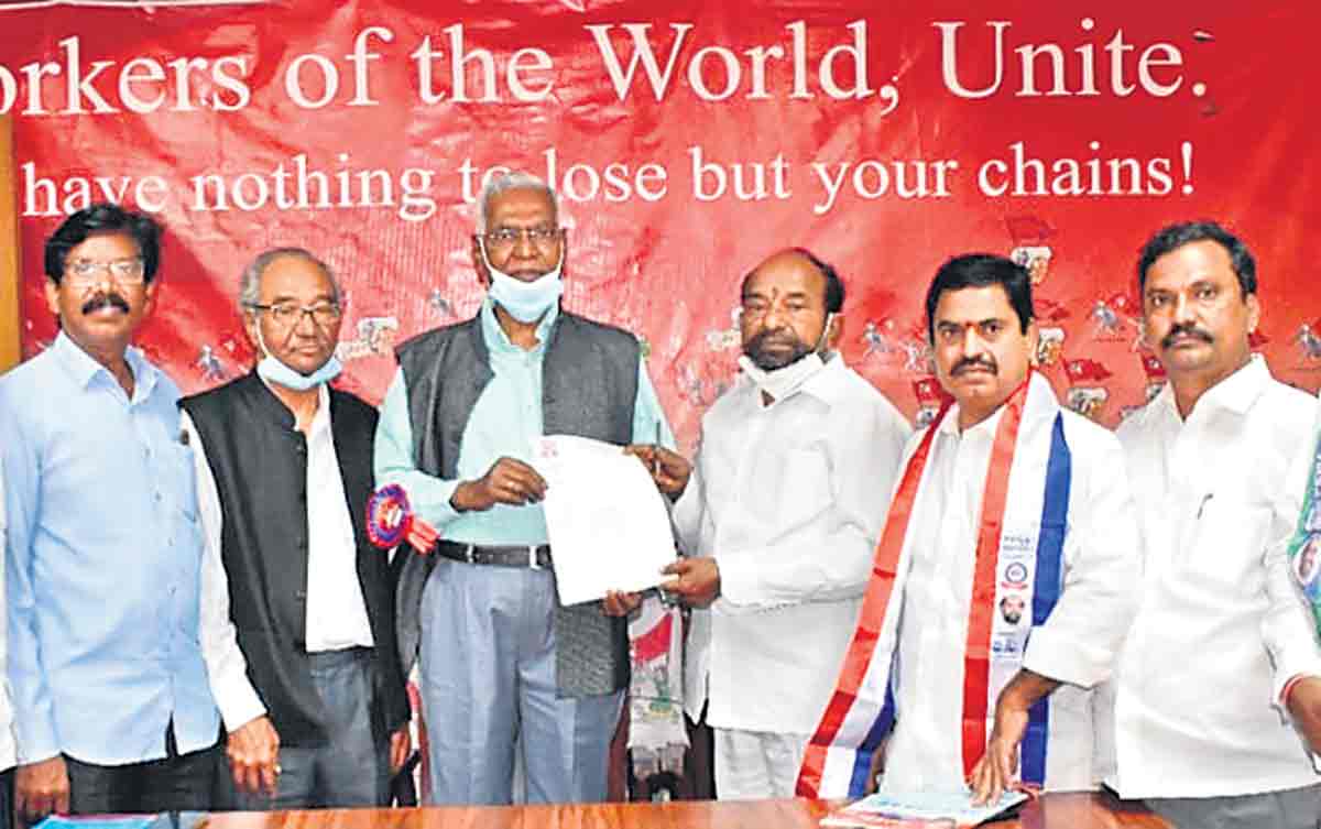 బీసీలకు రాజ్యాధికార వాటా ఇవ్వాల్సిందే