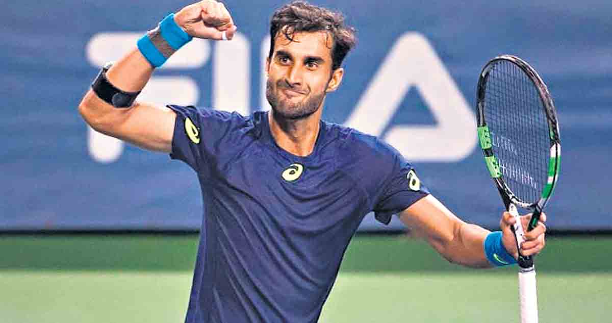 యూకీ బాంబ్రీ ముందంజ