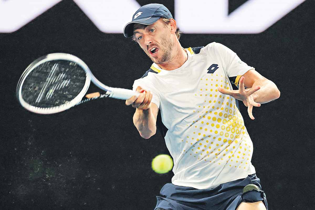 జ్వెరెవ్‌ జోరు