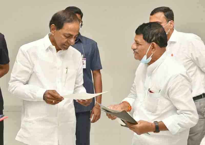 ముథోల్‌కు మరిన్ని నిధులు కేటాయించండి