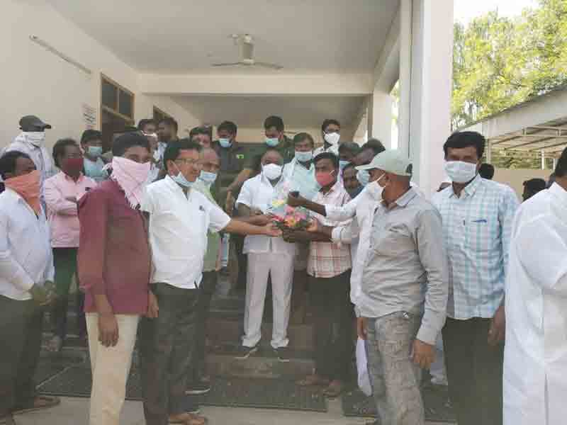 టీఆర్‌ఎస్‌ బలోపేతం రామన్నతోనే సాధ్యం