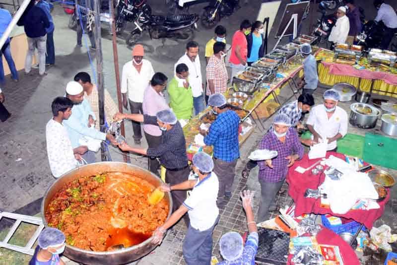 మస్తుగా తాగేశారు..