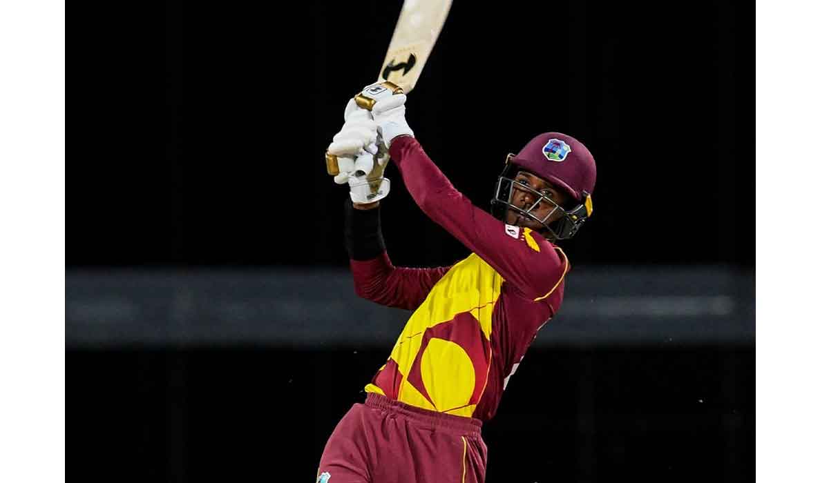 6 బంతుల్లో 30 ర‌న్స్ కొట్టాలి.. విండీస్ బ్యాట‌ర్ ఏం చేశాడో చూడండి.. వీడియో