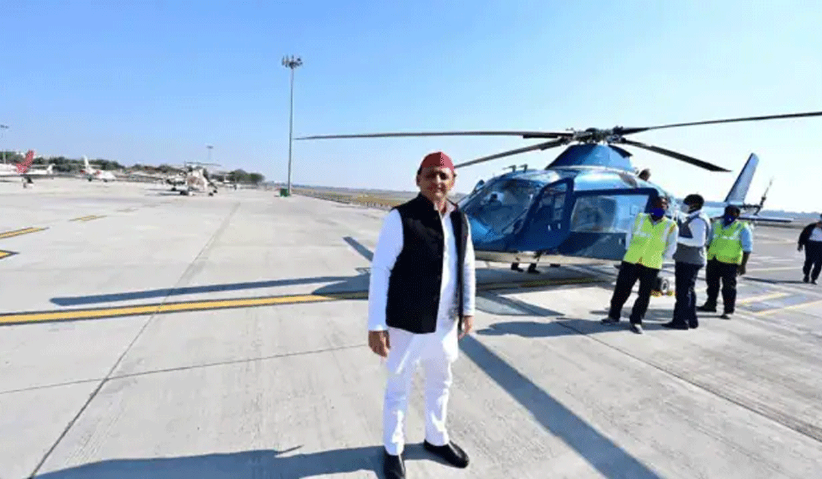 Akhilesh Yadv : అకార‌ణంగా నా హెలికాప్ట‌ర్‌ను ఢిల్లీలో ఆపేశారు : అఖిలేశ్‌