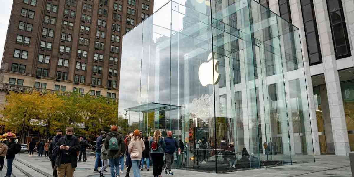Apple | తగ్గేదే లే అంటున్న యాపిల్.. రూ.224 లక్షల కోట్ల మార్కెట్ వాల్యూతో ప్రపంచంలోనే నెంబర్ వన్
