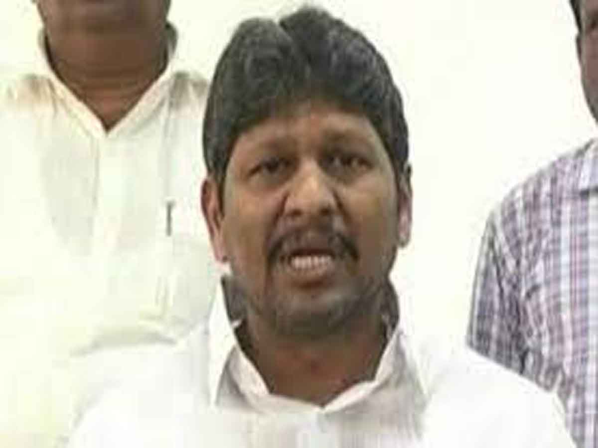 మీరిచ్చే హెచ్ఆర్ఏతో విజ‌య‌వాడ‌లో ఇండ్లు అద్దెకు దొరుకుతాయా? ప్ర‌భుత్వంపై ఉద్యోగుల ఆగ్ర‌హం