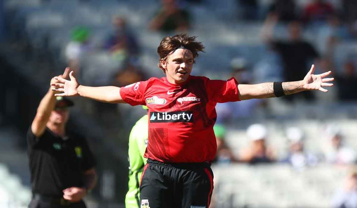 4 బంతుల్లో 4 వికెట్లు.. ఆసీస్ స్పిన్న‌ర్ డ‌బుల్ హ్యాట్రిక్‌.. వీడియో