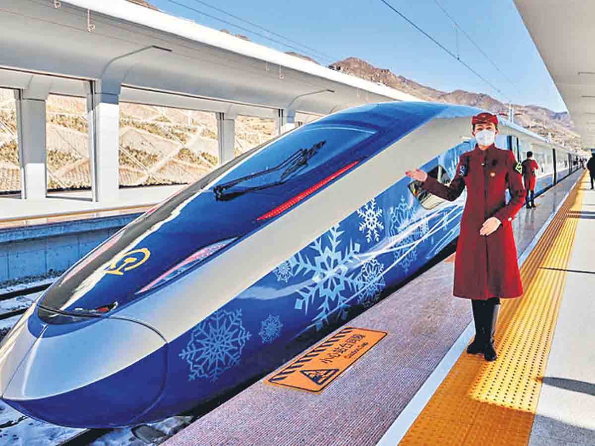 చైనా డ్రైవర్‌లెస్‌ బుల్లెట్‌ రైలు