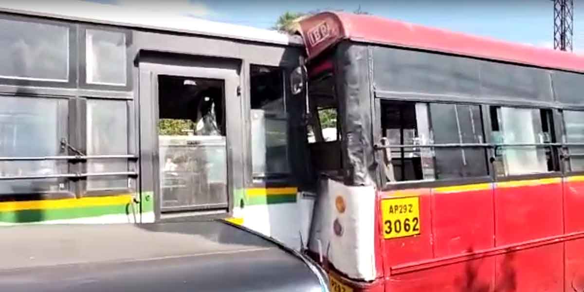 Road accident | కారు, బస్సులు ఢీ..పలువురికి తీవ్ర గాయాలు