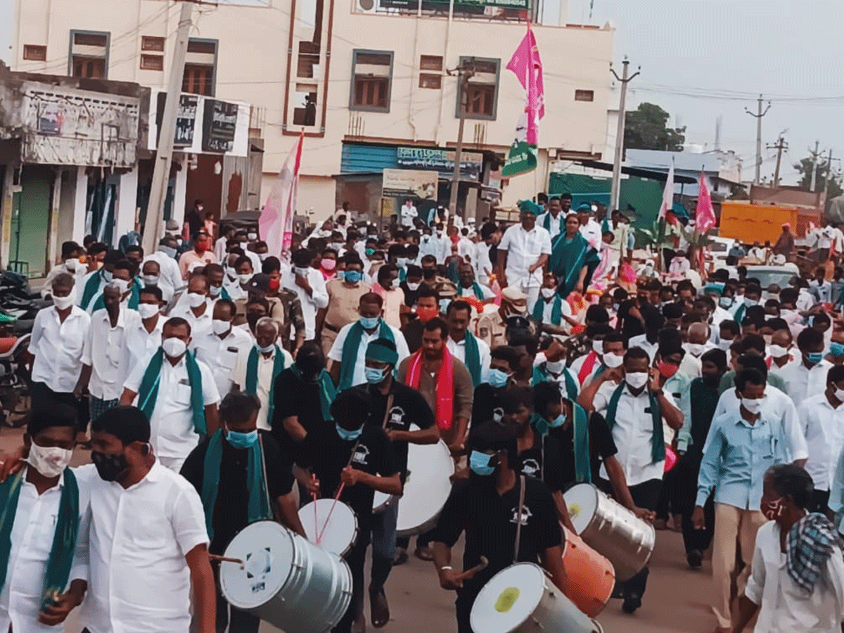 Rythubandhu Celebrations | శిగమూగతున్న పల్లెలు..హారతి పడుతున్న రైతులు