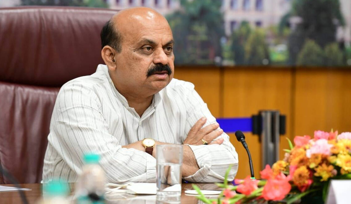 Karnataka | ఏం ప‌ర్లేదు.. ఎమ్మెల్యేలు, మంత్రుల‌పై కూడా కేసులు పెట్టండి: సీఎం బొమ్మై