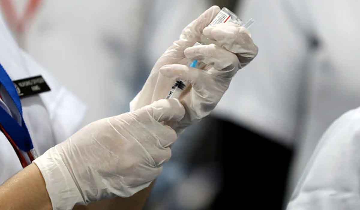 కోవిడ్ నుంచి కోలుకున్న 3 నెల‌ల త‌ర్వాతే బూస్ట‌ర్ డోసు