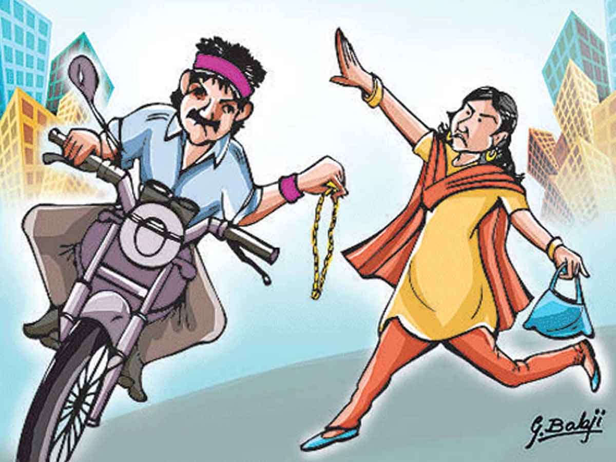 Crime news | చైన్‌ స్నాచర్‌ అరెస్ట్‌..రెండు తులాల బంగారం స్వాధీనం