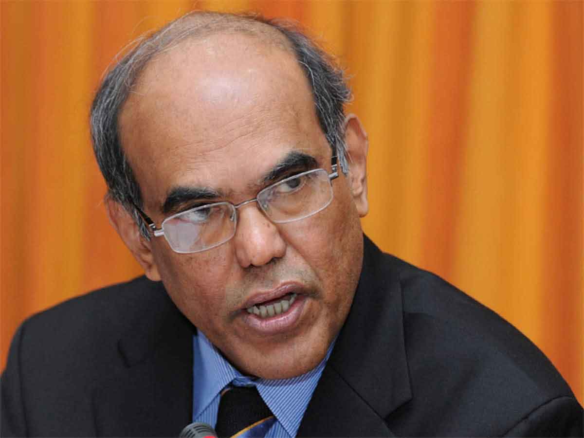 ఉపాధికి పెద్దపీట వేయాలి