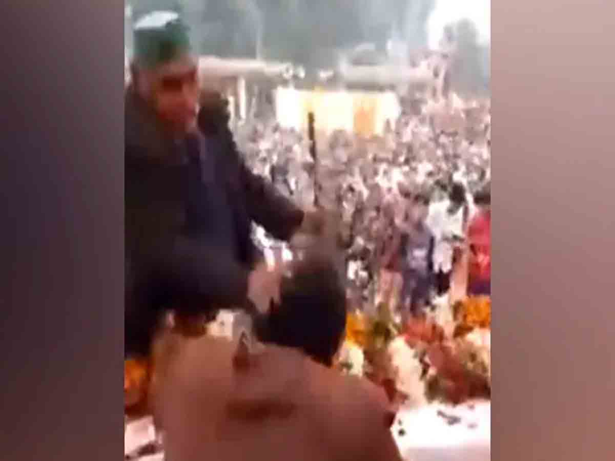 బీజేపీ ఎమ్మెల్యేను రైతు చెంపపై కొట్టాడు.. ఎందుకో అన్నది క్లారిటీ ఇచ్చాడు