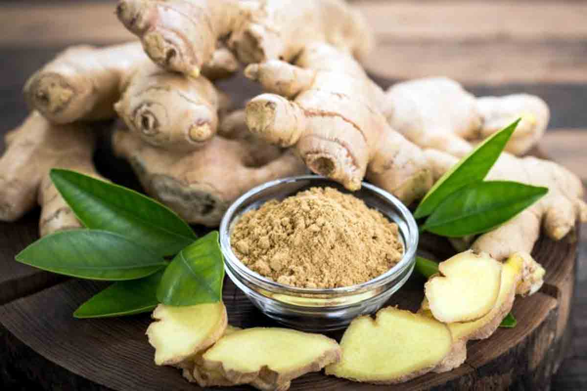 అల్లం పొడిని ముక్కులో వేసుకుంటే క‌రోనా రాదా? ఇందులో నిజ‌మెంత‌?