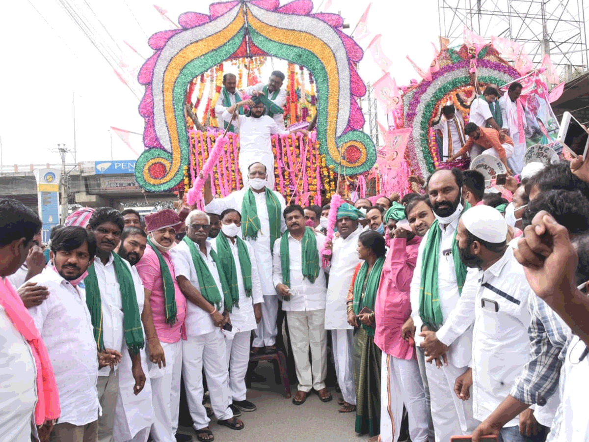 వ్యవసాయ రంగానికి దిక్సూచి అతడు : ఎమ్మెల్సీ గుత్తా