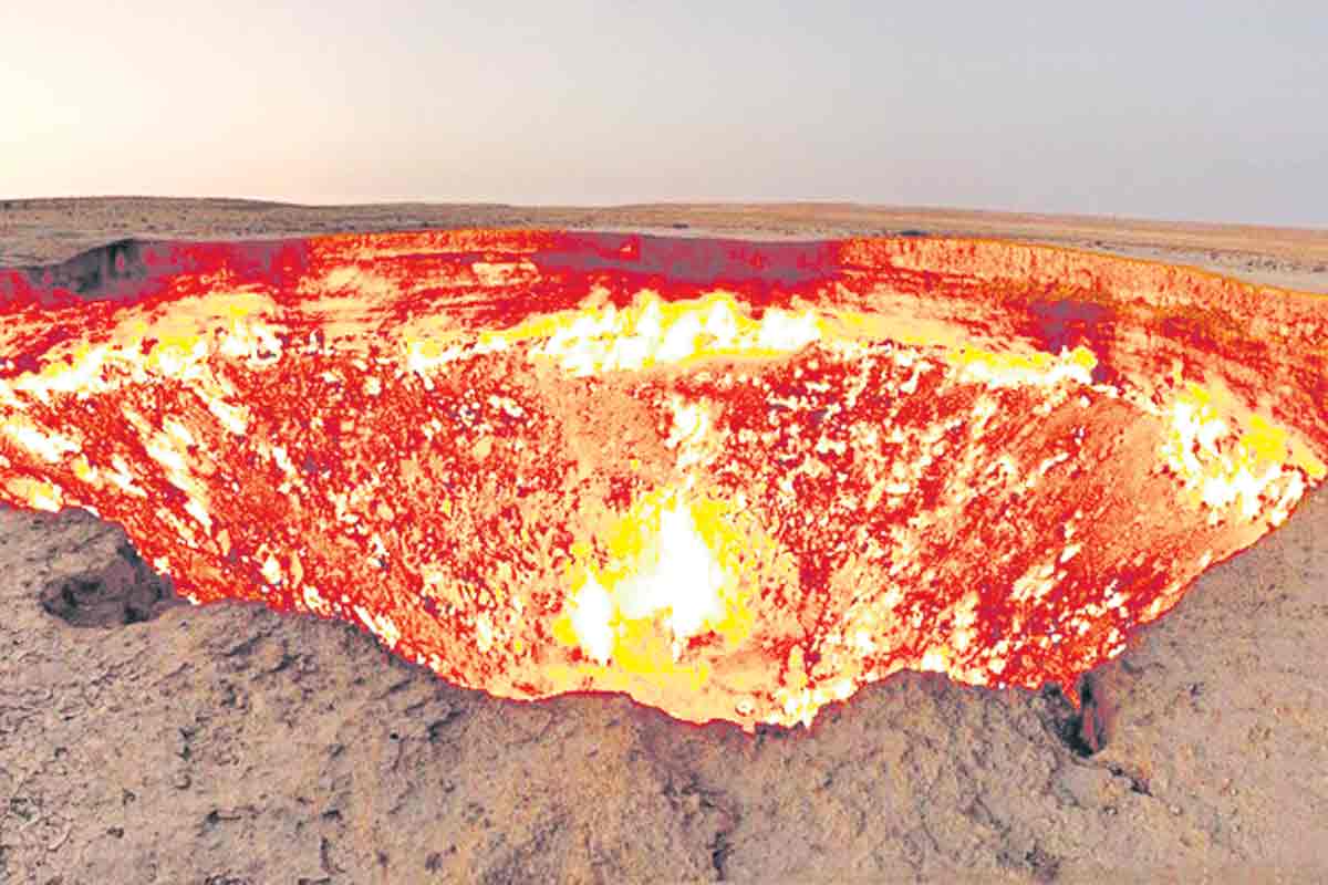 గేట్‌వే టు హెల్‌ మంటలార్పండి