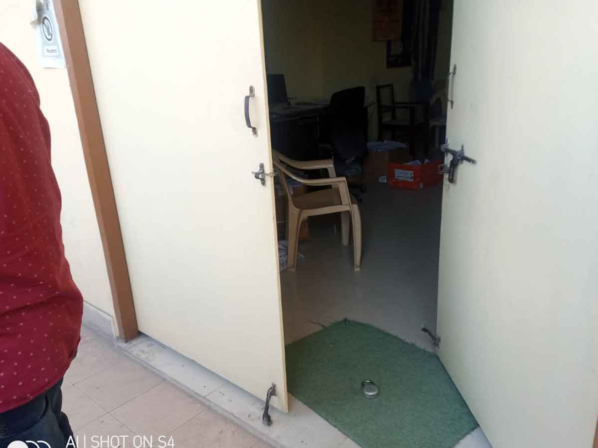 బహదూర్‌పురా తహసీల్దార్‌ ఆఫీసులో దొంగల బీభత్సం