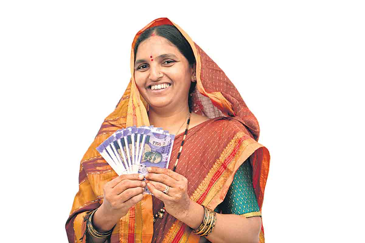 మహిళా శక్తికి ‘రుణ’ దన్ను