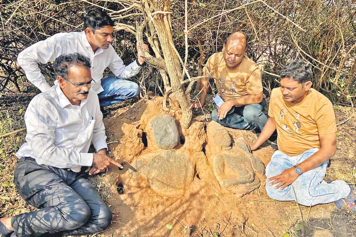 మట్టిపొరల్లో మహావీరుడు!