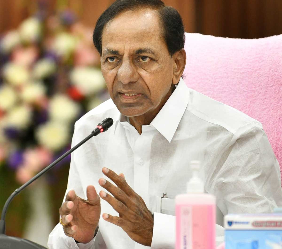 తెలంగాణ‌లో ఇప్పుడిప్పుడే వ్యాపిస్తున్న నార్కోటిక్ డ్ర‌గ్స్ వాడ‌కాన్ని మొగ్గ‌లోనే తుంచేయాలి : సీఎం కేసీఆర్‌