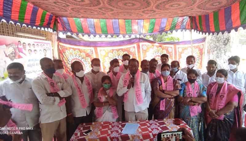 వనమా కుటుంబంపై ఆరోపణలు సరికాదు