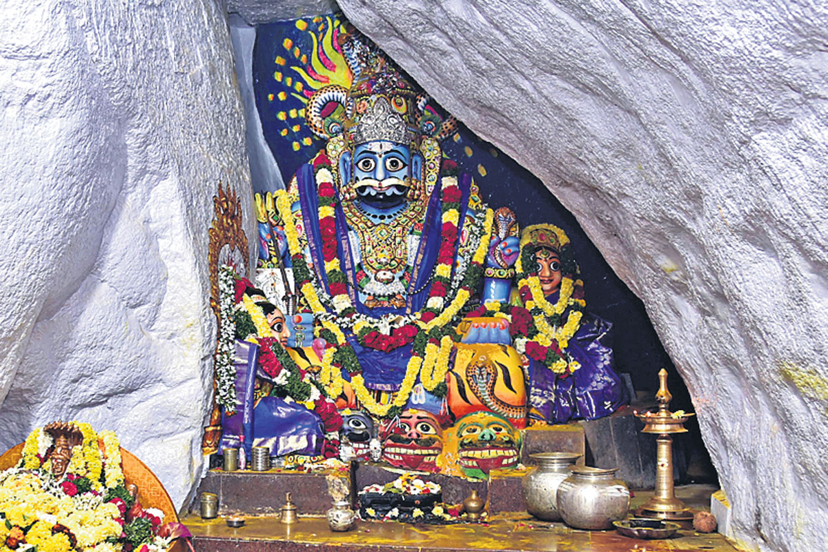 Mallanna temple | ‘మల్లన్న’ ఆలయంలో సీల్డు టెండర్లు ఖరారు