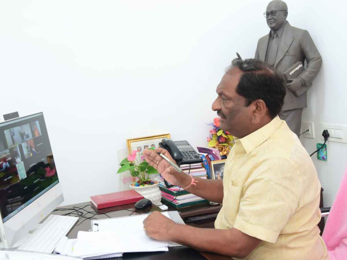 కొవిడ్ నియంత్రణకు పకడ్బందీ చర్యలు : మంత్రి  కొప్పుల