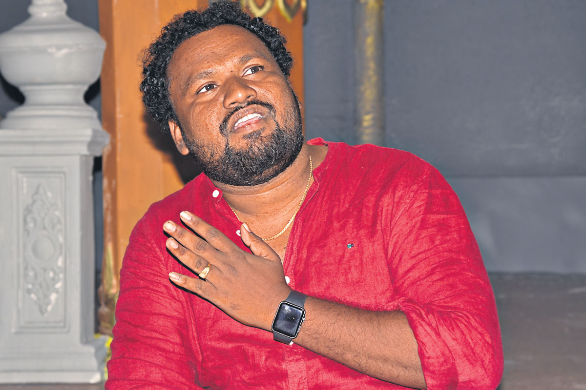 Matla Tirupathi | నా పాట‌ల‌కు స్ఫూర్తి ఆమే.. ప‌ల్లె పాట‌ల‌తో దూసుకెళ్తున్న మాట్ల తిరుప‌తి ఇంట్రెస్టింగ్ విష‌యాలు ఇవీ..