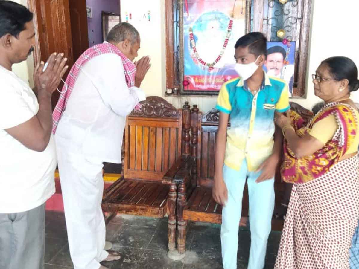 ఆప్త మిత్రుడిని కోల్పోయిన బాధ తీర్చలేనిది : ఆర్.నారాయణమూర్తి