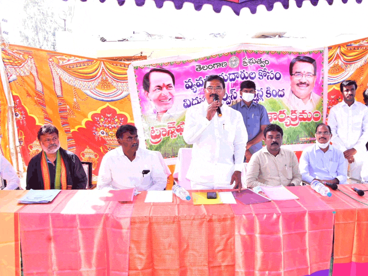 కరెంట్‌ కష్టాలు లేని రాష్ట్రంగా తెలంగాణ : మంత్రి నిరంజన్ రెడ్డి