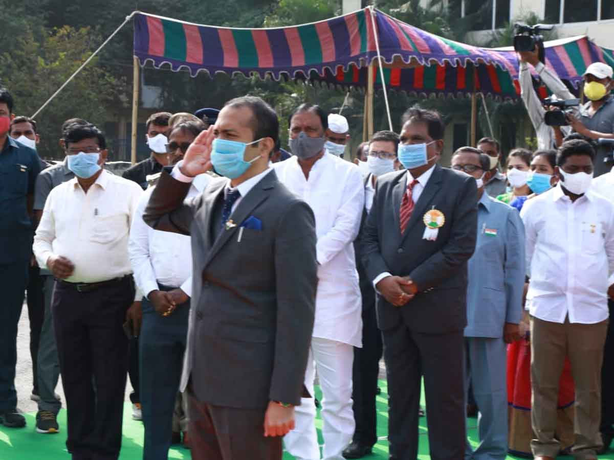 సంక్షేమ ఫలాలు నిరుపేదలకు చేరాలి : కలెక్టర్ ప్రశాంత్ జీవన్ పాటిల్