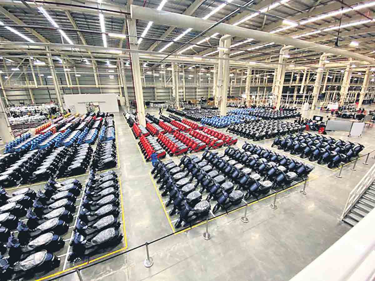 రోజుకు వెయ్యి స్కూటర్లు ఉత్పత్తి చేస్తున్న ఓలా