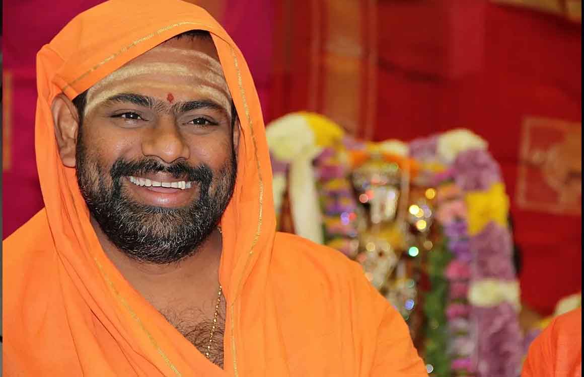 Tirumala | తిరుమల శ్రీవారిని దర్శించుకున్న పరిపూర్ణానంద స్వామి