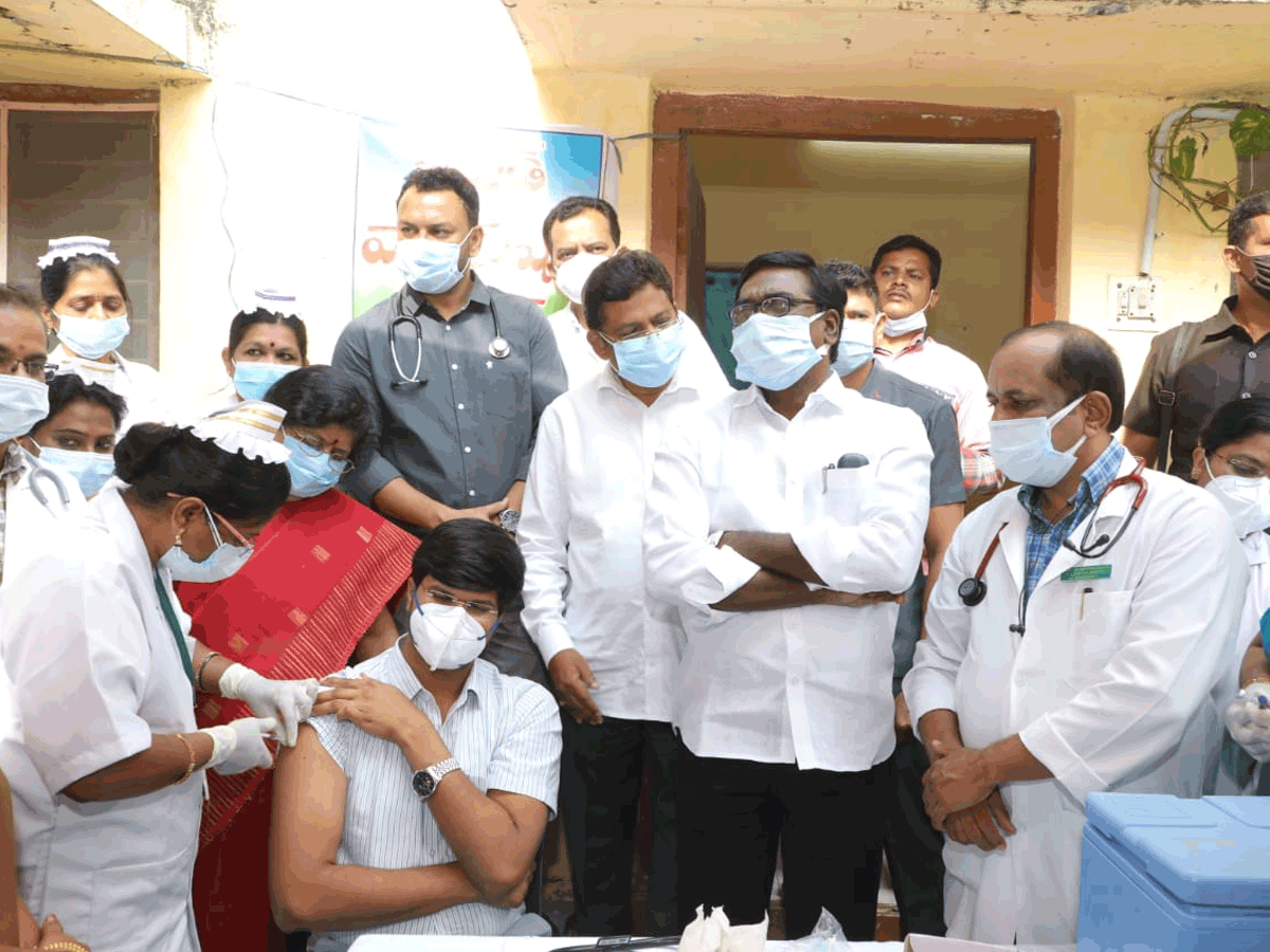 Minister Puvvada| కరోనా కట్టడికే వ్యాక్సినేషన్‌ : మంత్రి పువ్వాడ