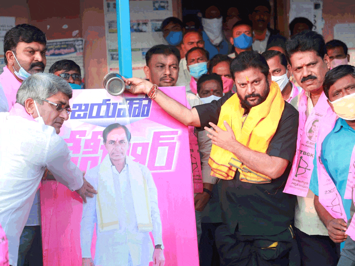 సింగరేణి కార్మికులు అంటే.. సీఎం కేసీఆర్‌కు ఎంతో ప్రేమ : ఎమ్మెల్యే చందర్‌