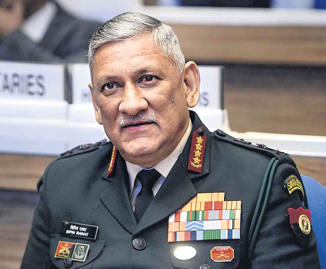 రావత్‌కు పద్మవిభూషణ్‌