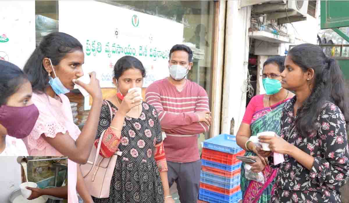 హైద‌రాబాద్‌లో ఇటువైపు వ‌చ్చిన‌వాళ్లు ఈ సాబ్‌దానా పాయ‌సం టేస్ట్ చేయ‌కుండా వెళ్ల‌రు..!! ఏంటీ దీని స్పెషాలిటీ?