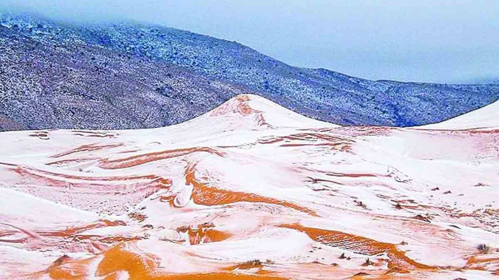 Snowfall Sahara desert 