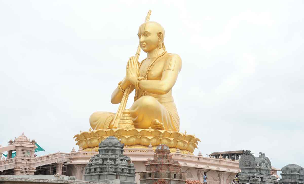 నిలువెత్తు స్ఫూర్తి