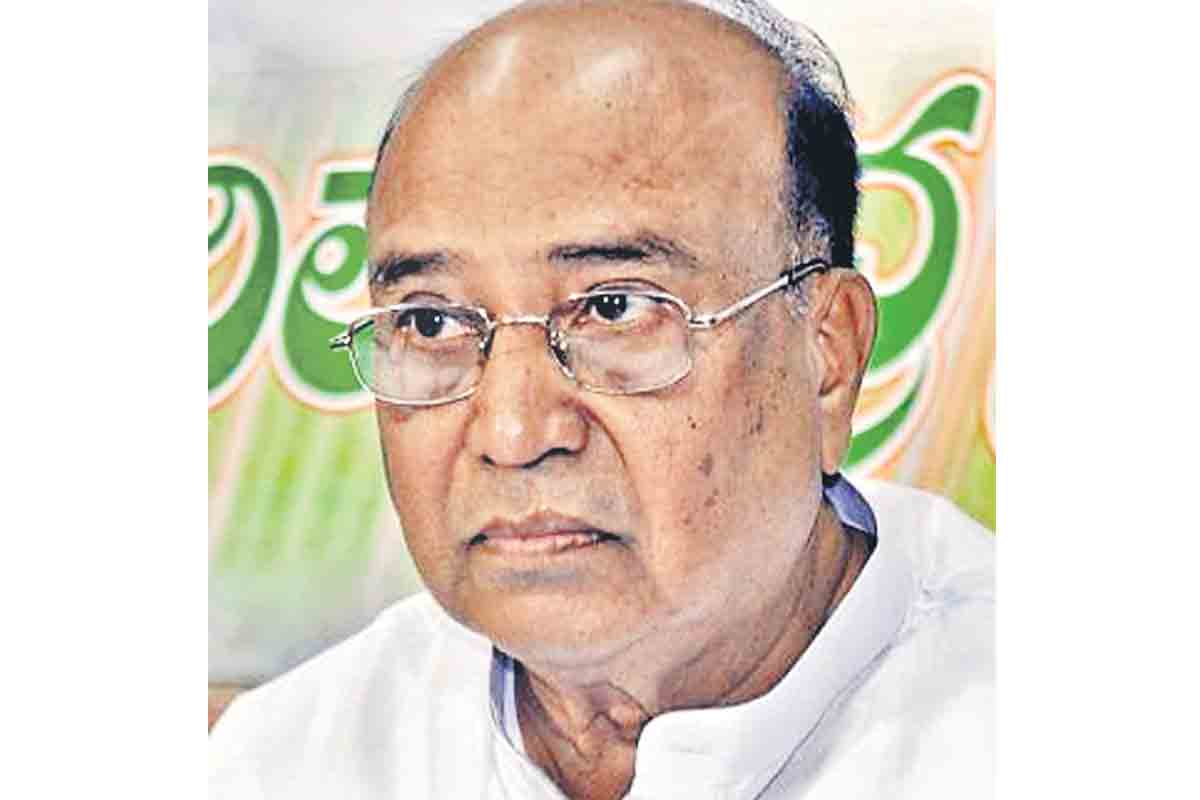 కోర్టులో సొమ్మసిల్లిన మాజీ మంత్రి శంకర్‌రావు